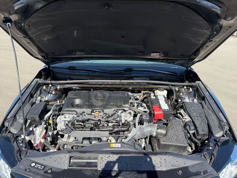 Used 2022 Toyota Camry XLE w/ Navigation Package image 25