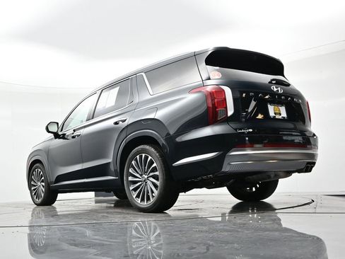 Used 2024 Hyundai Palisade Calligraphy image 22