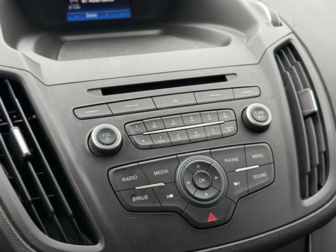 Used 2017 Ford Escape SE FWD image 22