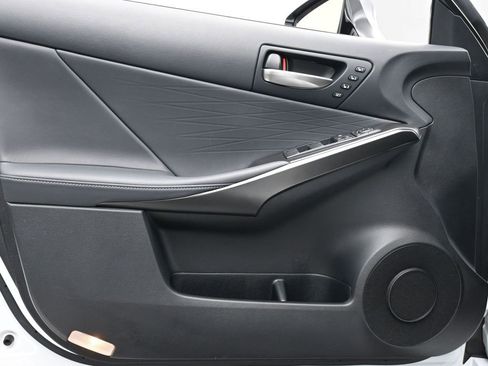 Used 2023 Lexus IS 350 F Sport w/ Memory Package image 9