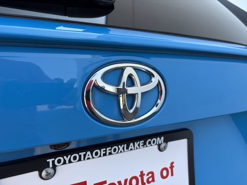Used 2021 Toyota RAV4 XLE Premium AWD/4WD image 33