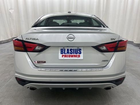 Used 2023 Nissan Altima 2.5 SV w/ SV Premium Package AWD/4WD image 5