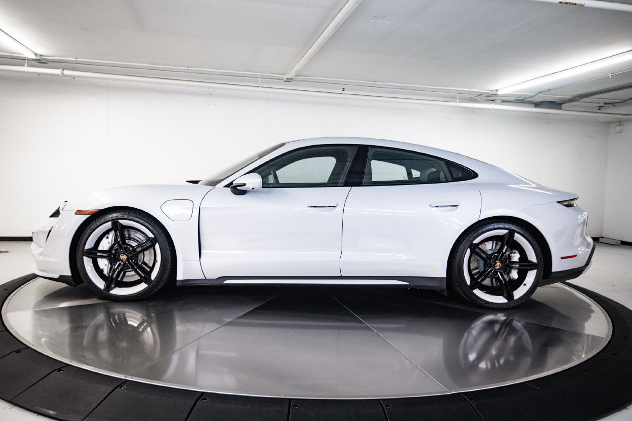 Certified 2022 Porsche Taycan Turbo AWD/4WD image 2