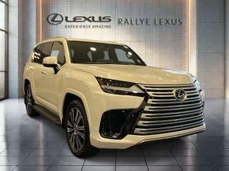 New 2026 Lexus LX 700h Luxury video 1