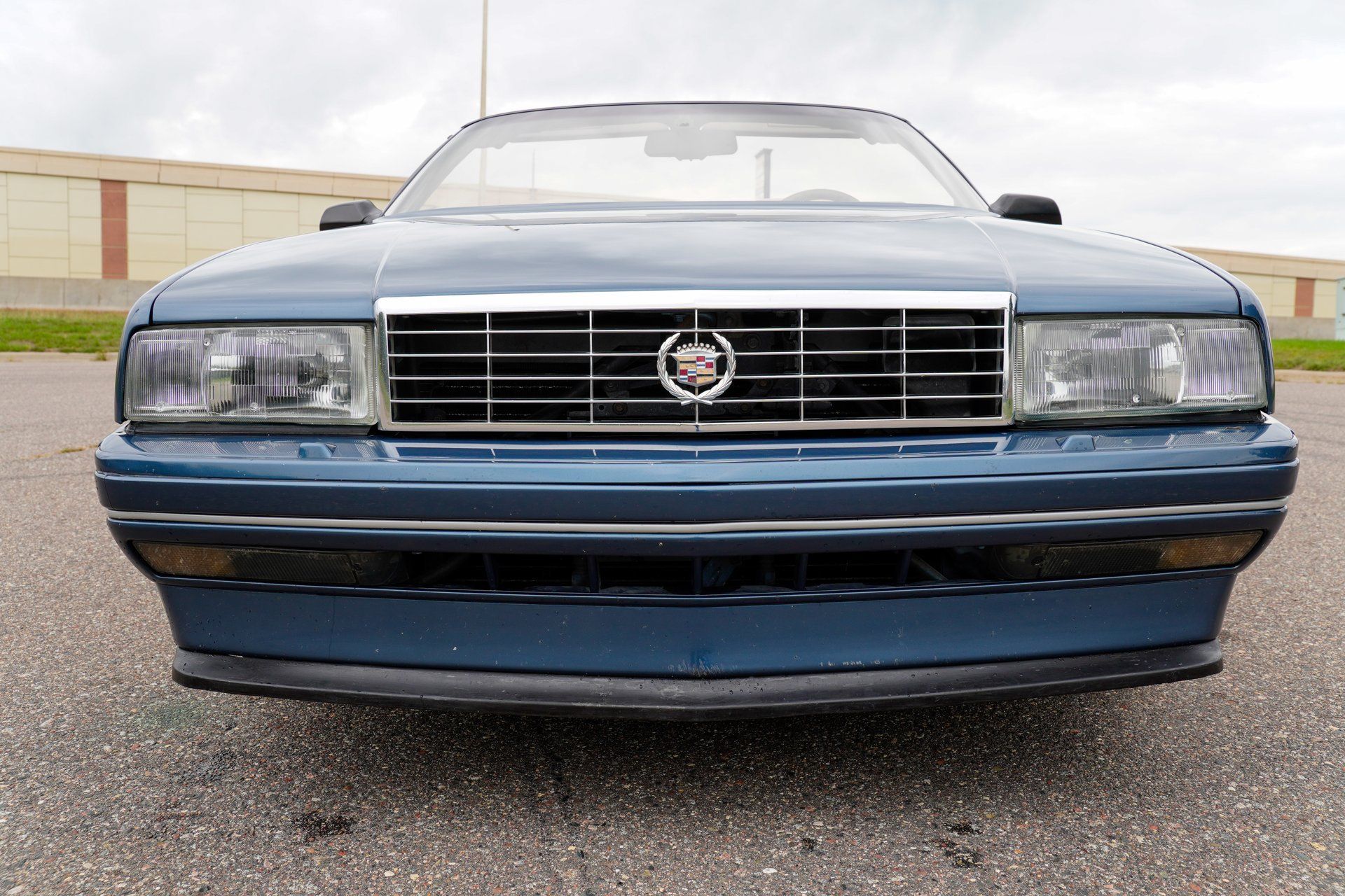 Used 1993 Cadillac Allante FWD image 9