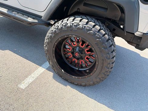 Used 2018 Jeep Wrangler Unlimited Sport S AWD/4WD image 24