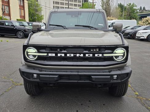 New 2026 Ford Bronco Outer Banks AWD/4WD image 8