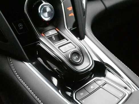 Used 2025 Acura RDX SH-AWD image 5