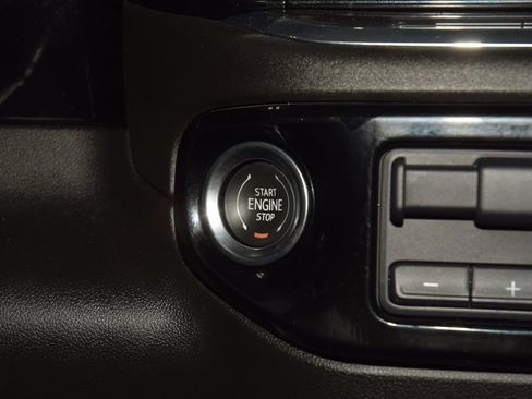 Used 2024 Chevrolet Silverado 2500 High Country w/ Technology Package AWD/4WD image 37