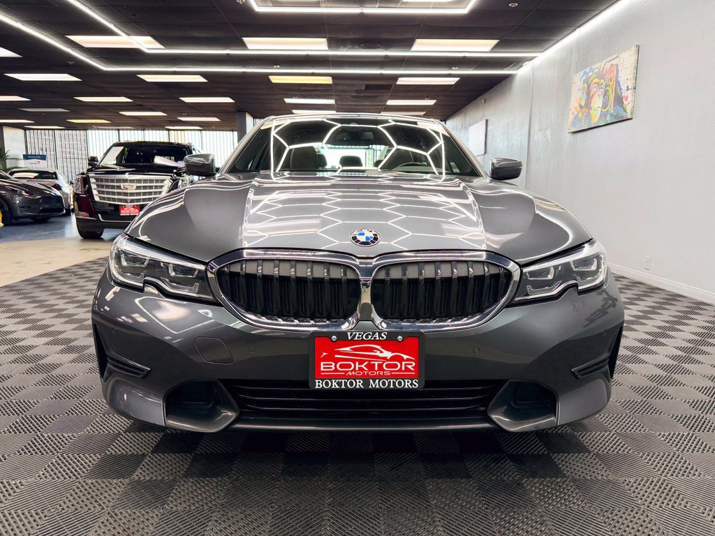 Used 2020 BMW 330i xDrive Sedan w/ Convenience Package AWD/4WD image 4