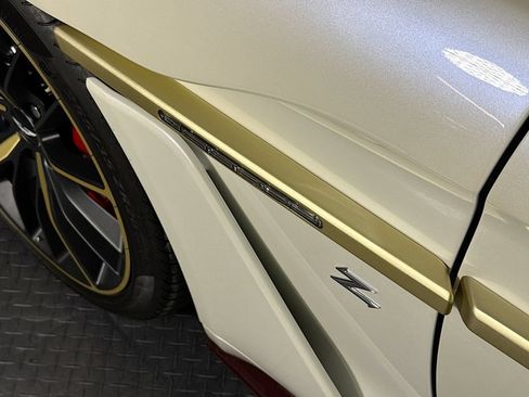 Used 2018 Aston Martin Vanquish Zagato RWD image 27