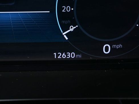 Certified 2025 Volkswagen Atlas SE image 2