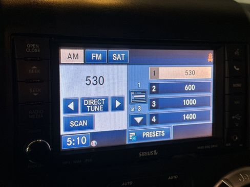 Used 2013 Jeep Wrangler Unlimited Rubicon w/ Dual Top Group image 17