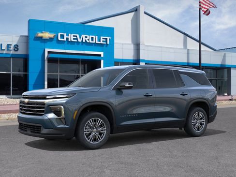New 2026 Chevrolet Traverse LT w/ Driver Confidence Package AWD/4WD image 46