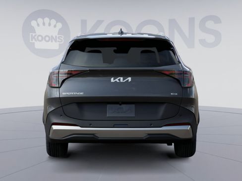 New 2026 Kia Sportage EX image 16