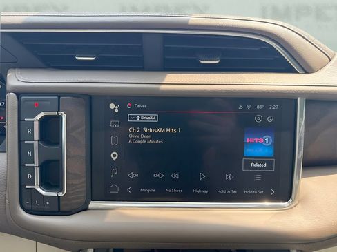 Used 2023 GMC Yukon XL Denali w/ Advanced Technology Package AWD/4WD image 23