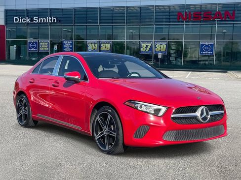 Used 2019 Mercedes-Benz A 220 image 1