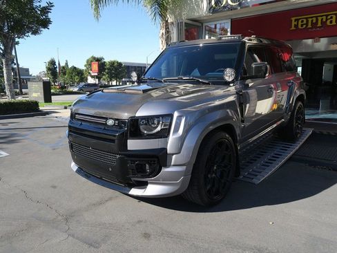 Used 2024 Land Rover Defender 110 X-Dynamic SE image 2