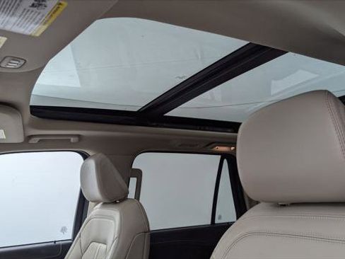 Used 2024 Ford Expedition Max Limited image 27