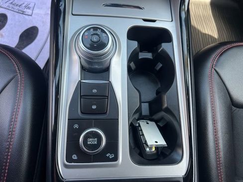 Certified 2024 Ford Explorer ST-Line w/ Class IV Trailer Tow Package AWD/4WD image 33