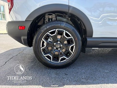 New 2026 Ford Bronco Sport Outer Banks w/ Outer Banks Tech Package+ AWD/4WD image 32