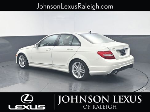 Used 2012 Mercedes-Benz C 300 4MATIC Sedan image 7
