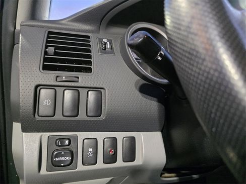 Used 2015 Toyota Tacoma PreRunner w/ SR5 Package image 23