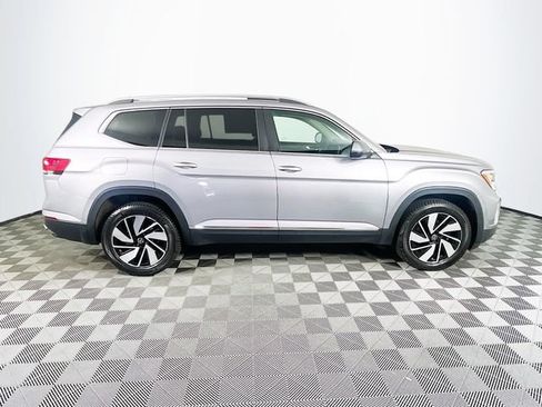 Used 2024 Volkswagen Atlas SEL AWD/4WD image 8