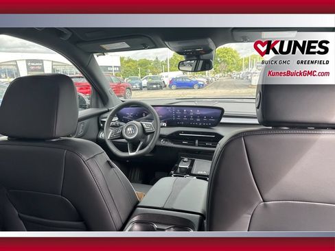 New 2026 Buick Enclave Sport Touring w/ LPO, Floor Liner Package AWD/4WD image 50