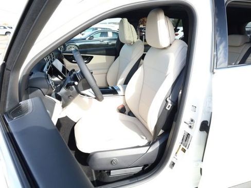 New 2026 Mercedes-Benz GLC 300 GLC 300 image 21