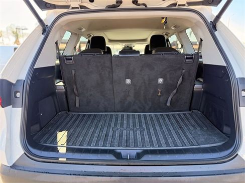 Used 2024 Toyota Grand Highlander Limited image 6