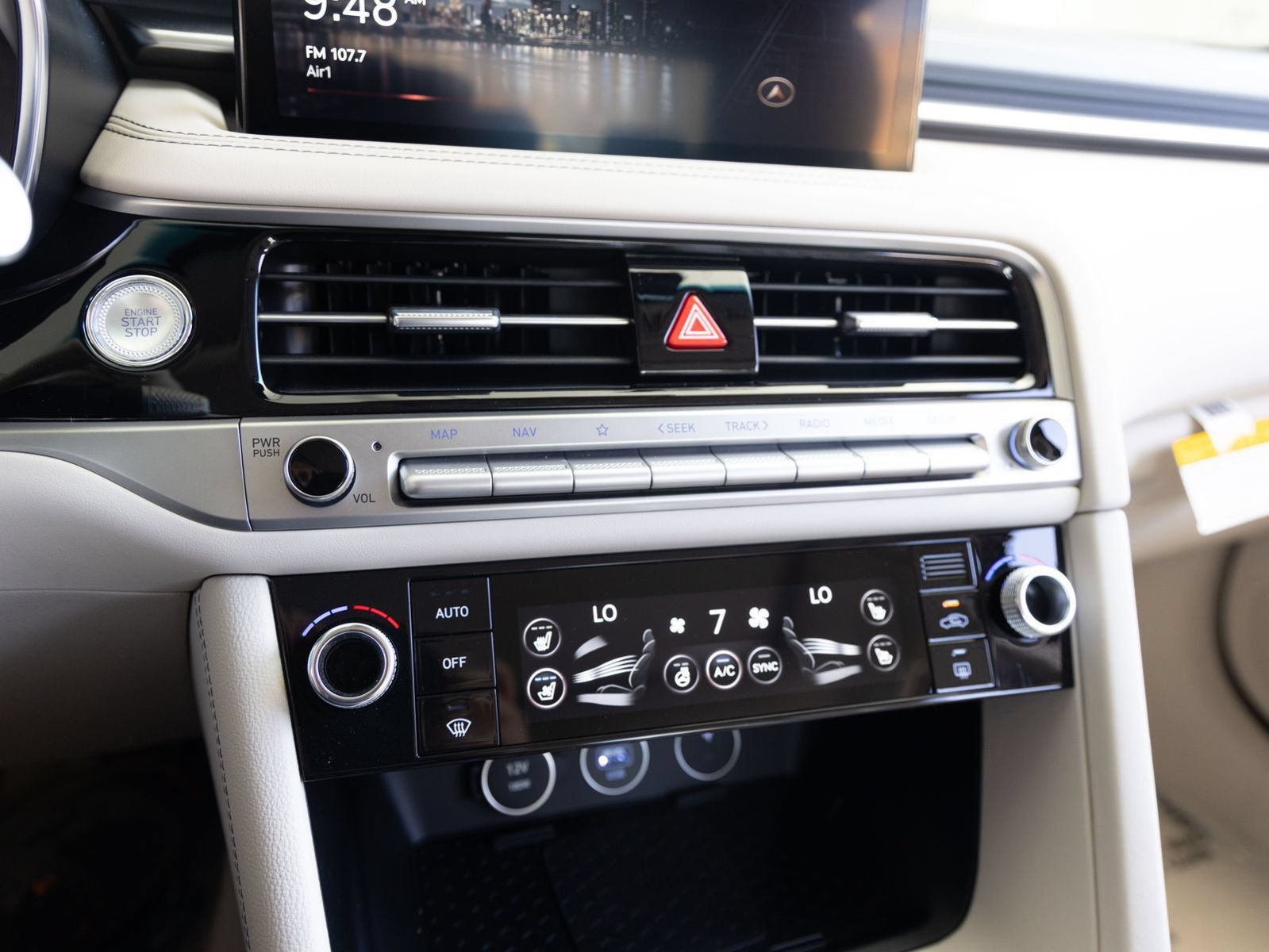 Used 2026 Genesis G70 2.5T Prestige RWD image 25