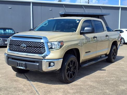 Used 2019 Toyota Tundra SR5 RWD image 3