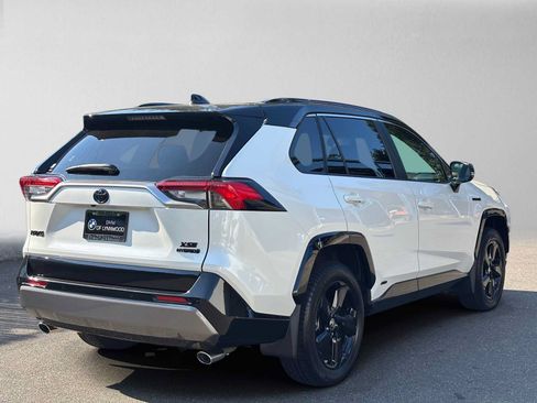Used 2019 Toyota RAV4 XSE AWD/4WD image 3