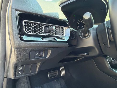 Used 2024 Honda Civic Sport image 30