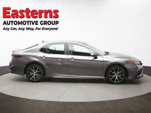 Used 2023 Toyota Camry SE image 45