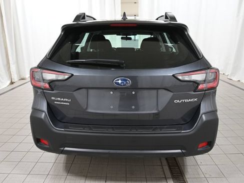 Certified 2025 Subaru Outback AWD/4WD image 12