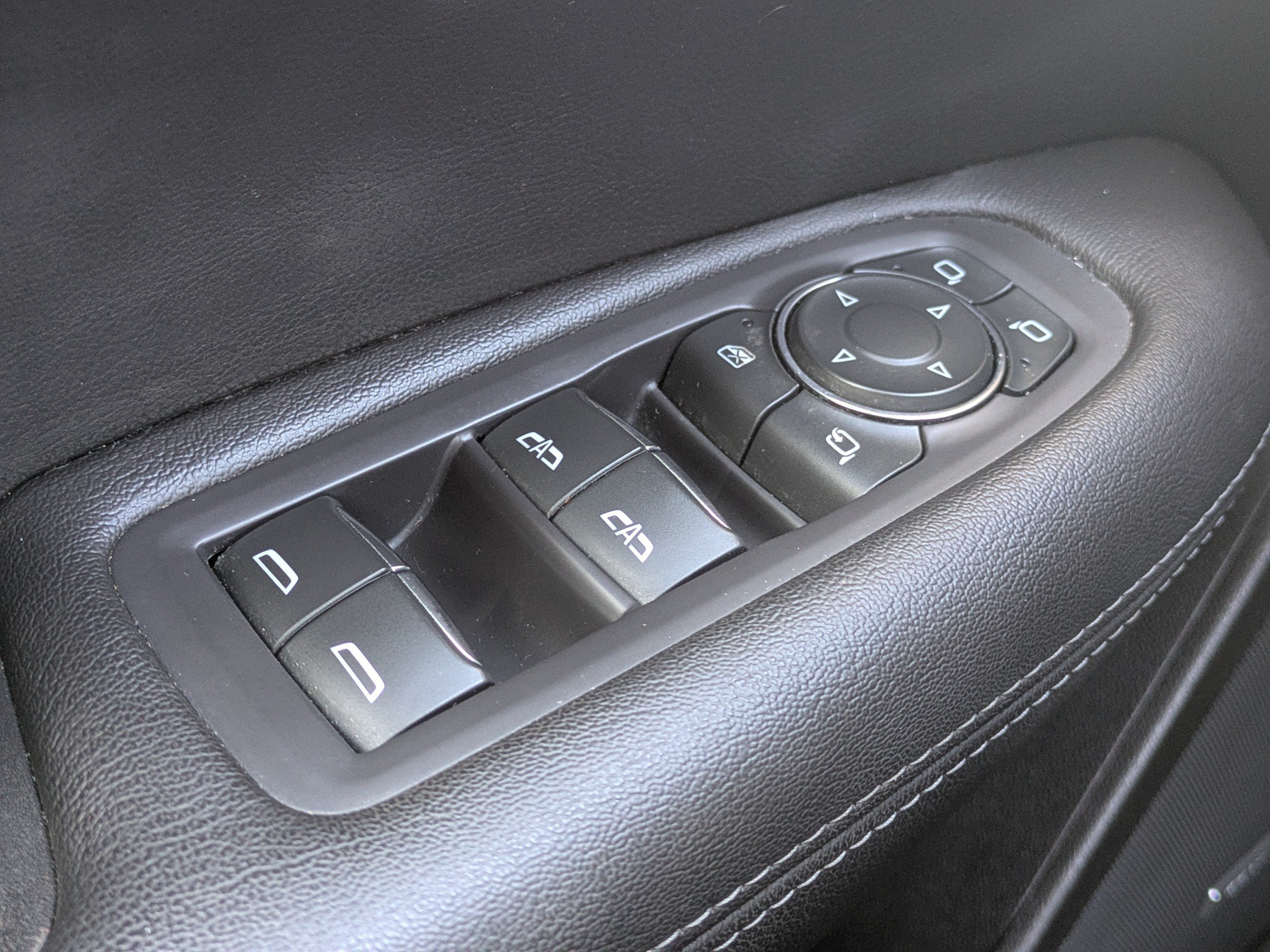 Used 2022 Cadillac XT5 Premium Luxury FWD image 25