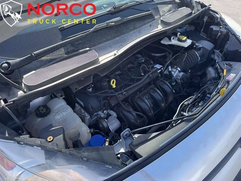 Used 2018 Ford Transit Connect XLT image 33