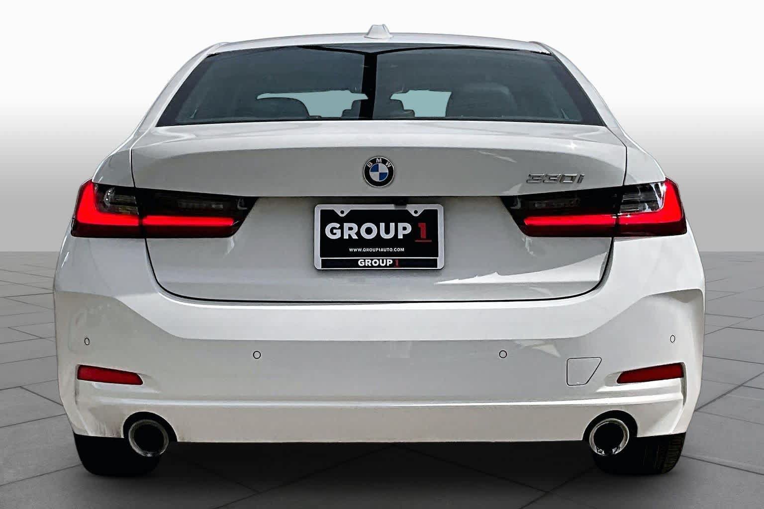 Used 2023 BMW 330i Sedan w/ Driving Assistance Package RWD image 5