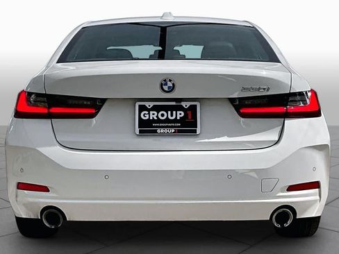 Used 2023 BMW 330i Sedan w/ Driving Assistance Package RWD image 5