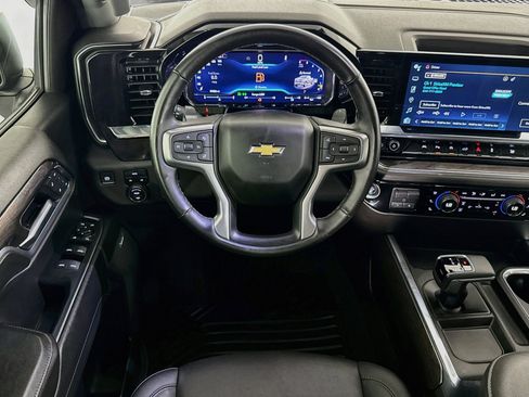 Used 2024 Chevrolet Silverado 1500 LTZ w/ LTZ Premium Package AWD/4WD image 15