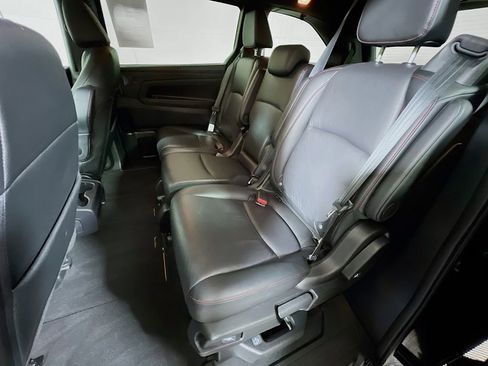 Used 2025 Honda Odyssey Sport-L image 22