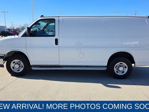 Used 2024 Chevrolet Express 2500 w/ Driver Convenience Package image 2