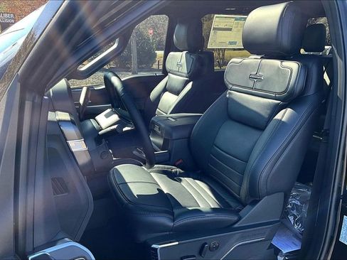 New 2026 Ford F450 Platinum w/ FX4 Off-Road Package image 9