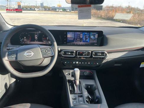 New 2026 Nissan Sentra SR w/ SR Premium Package FWD image 16