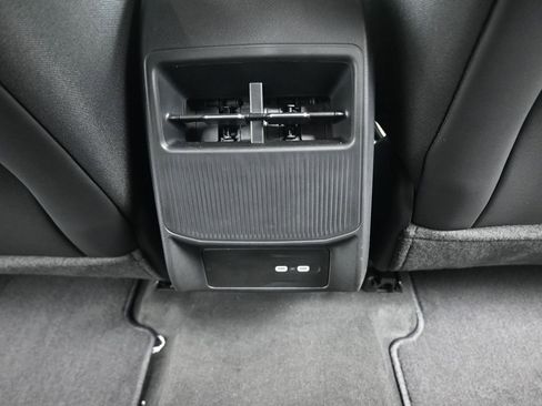 New 2026 Jeep Cherokee Limited image 29