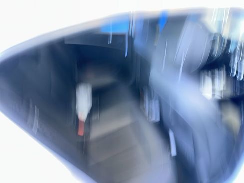 Used 2021 Genesis G70 2.0T RWD image 4