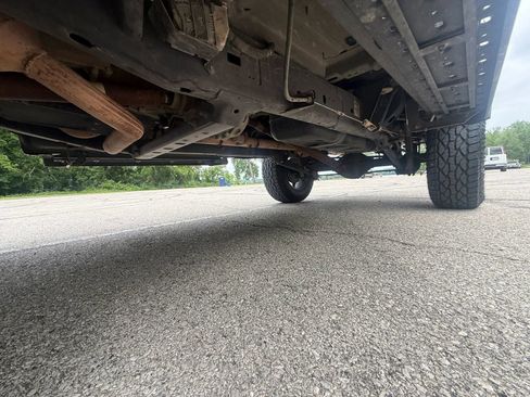 Used 2019 RAM 1500 Express w/ Express Value Package AWD/4WD image 15