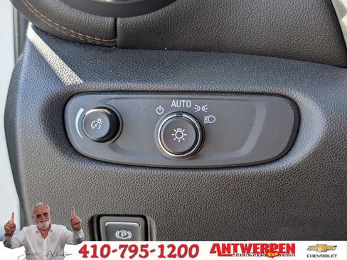 Used 2020 Chevrolet Blazer Premier image 22